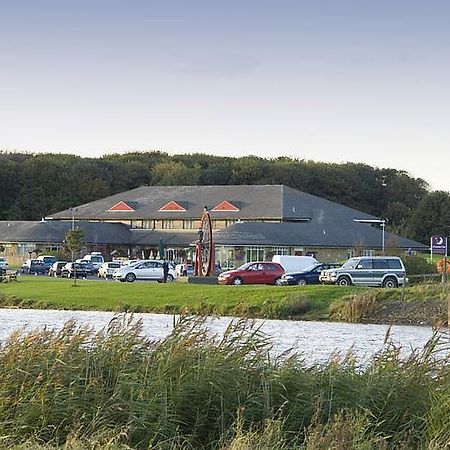 Premier Inn Ashington Ашингтон Экстерьер фото