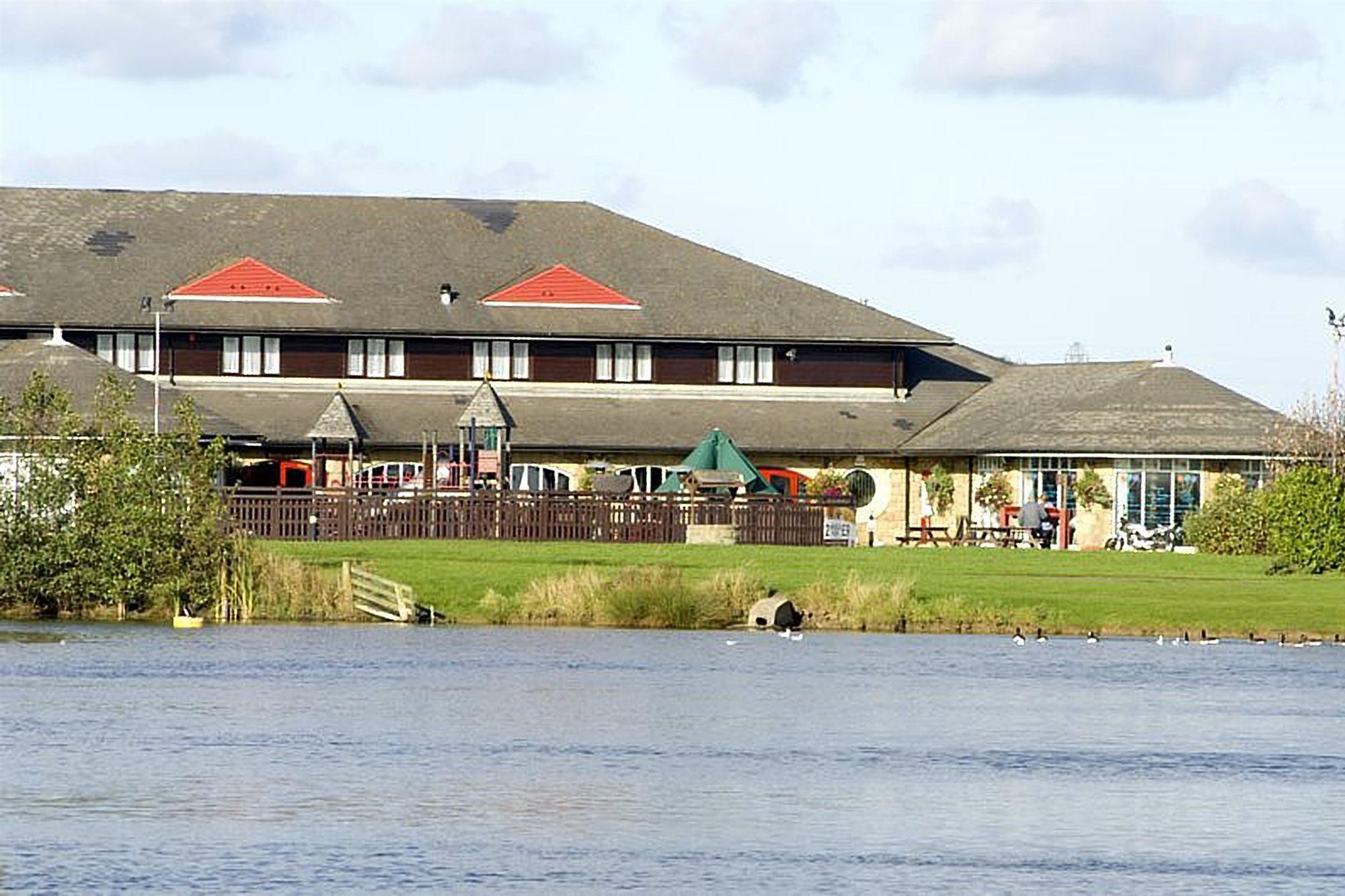 Premier Inn Ashington Ашингтон Экстерьер фото