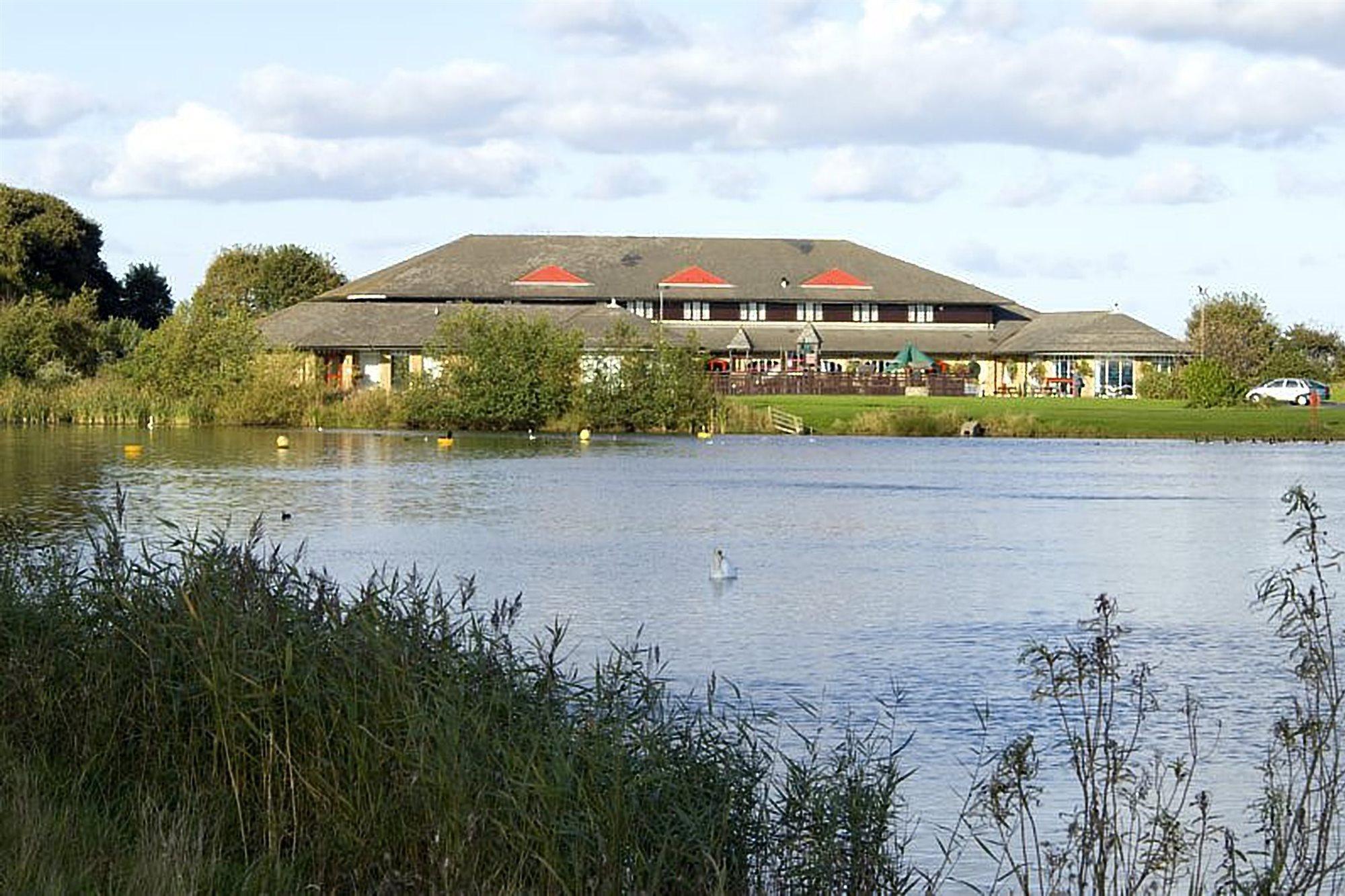 Premier Inn Ashington Ашингтон Экстерьер фото